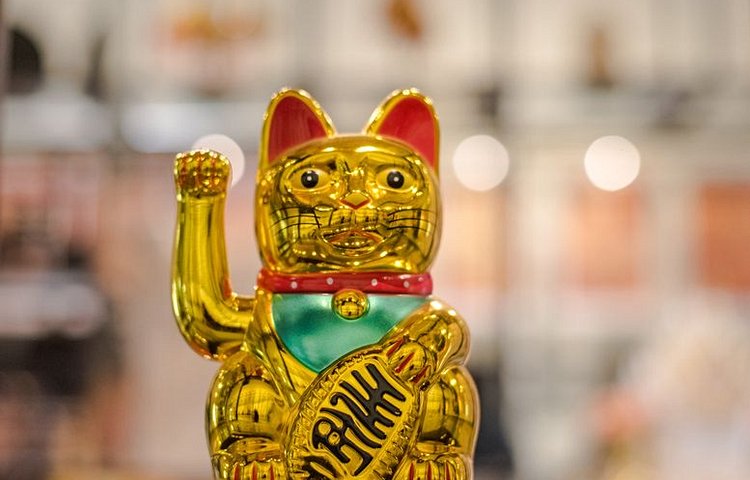 Le Maneki-neko, chat porte-bonheur 