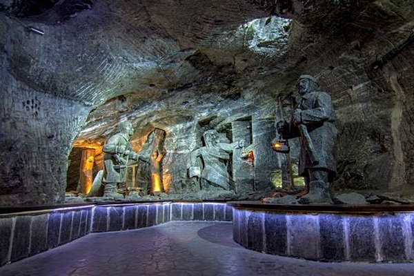 Baigner dans le sel à la mine de Wieliczka 