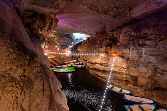 Grotte de Nang Aen
