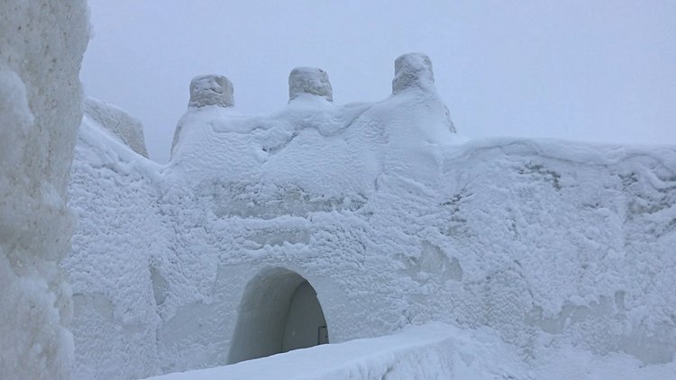 Le château de neige de Kemi 2