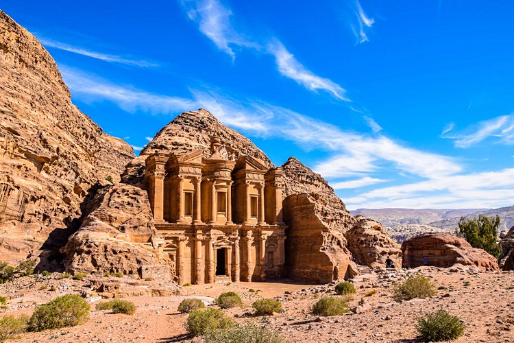 Jusqu'à Ad Deir, le mythique monastère 2