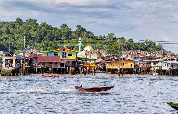 Village flottant de Kampong Ayer