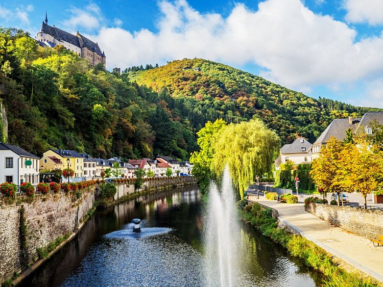 Luxembourg 3