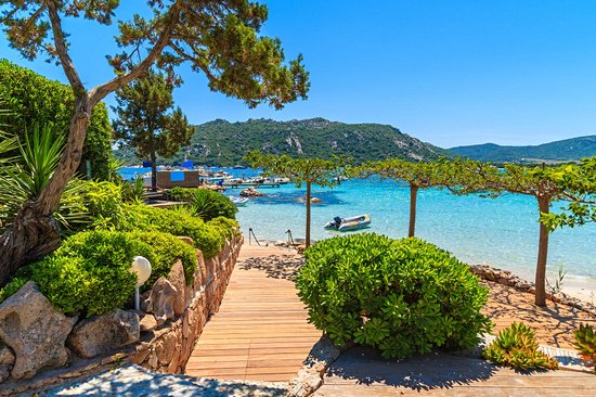 La plage de Santa Giulia