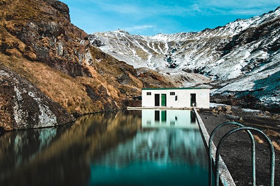 La piscine naturelle de Seljavallalaug