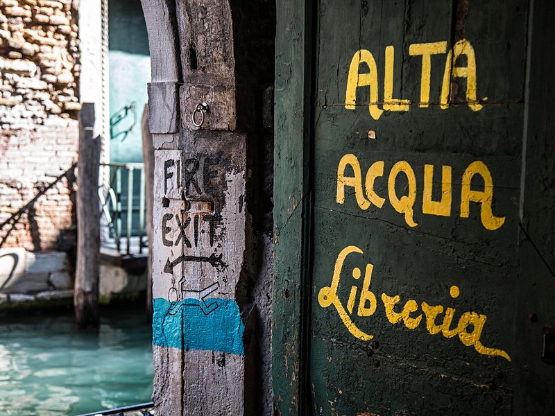 Librairie Acqua Alta
