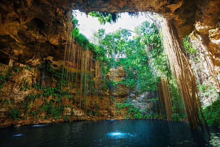 Les cenotes