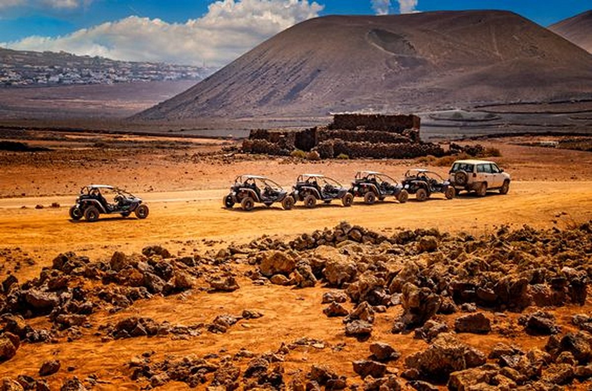 Explorer les dunes en quad