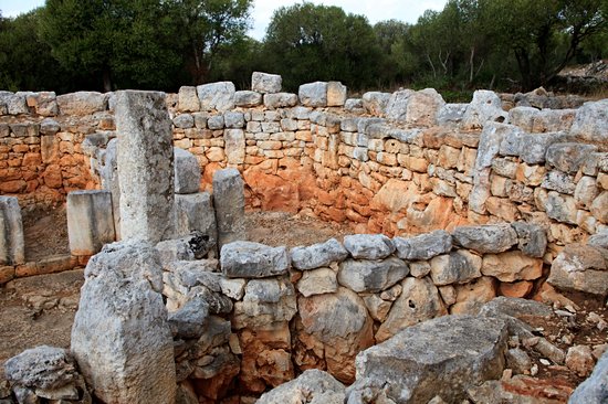 Torre d’En Galmés, le village talayotique de Minorque
