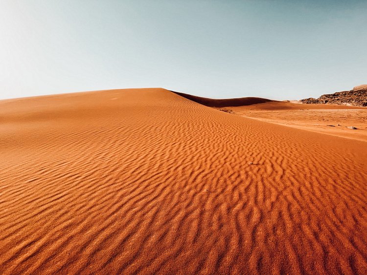 Les dunes rouges d'Al-Hasany
