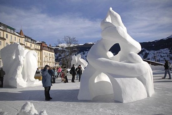 S'émerveiller durant le World Snow Festival à Grindelwald 