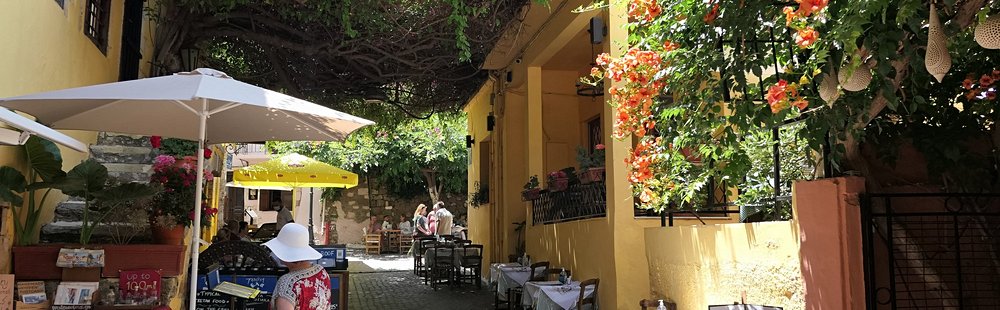 Le vieux quartier de Topanas et l'ancien quartier juif d'Evraiki