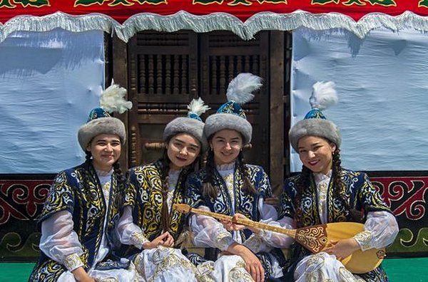 Découvrir la culture traditionnelle kazakhe