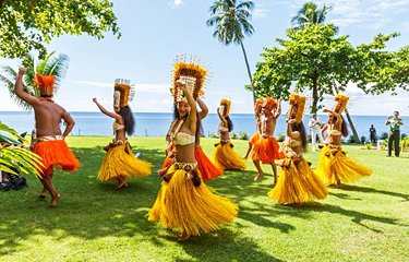 Le tamure, danse tradtionnelle tahitienne