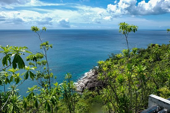 Anse Major Trail