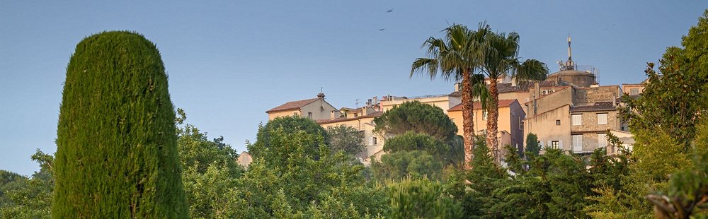 Mougins