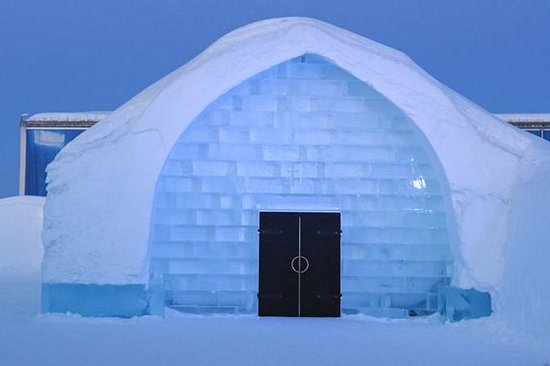 Dormir dans un hôtel de glace