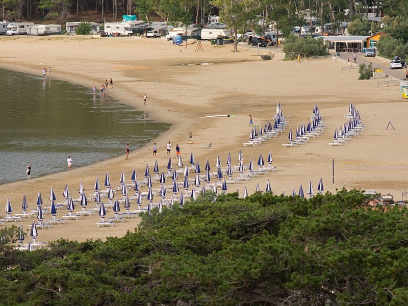 Plage du Paradis, île de Rab