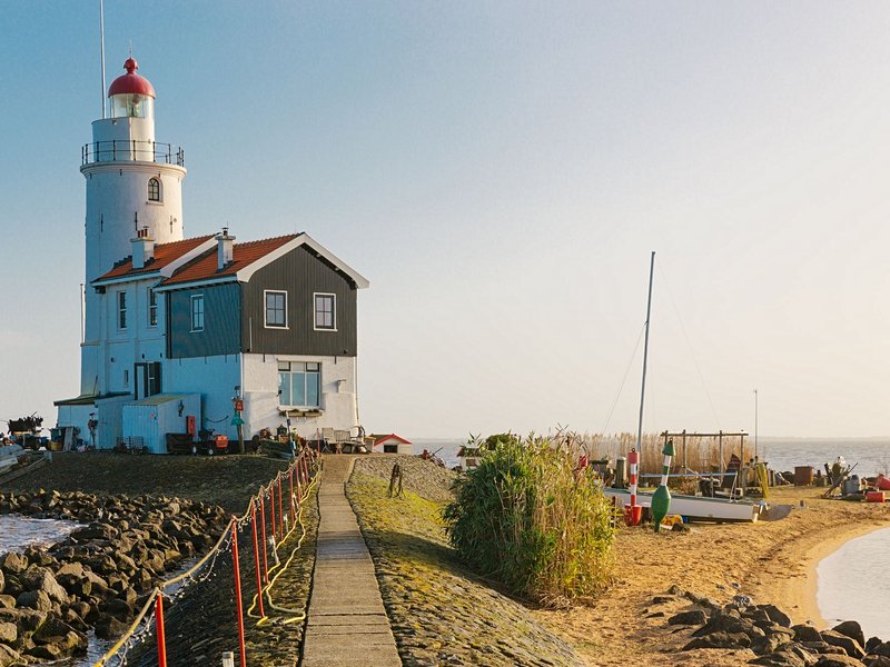 Marken