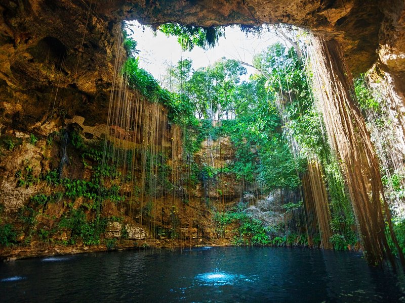 Les cenotes