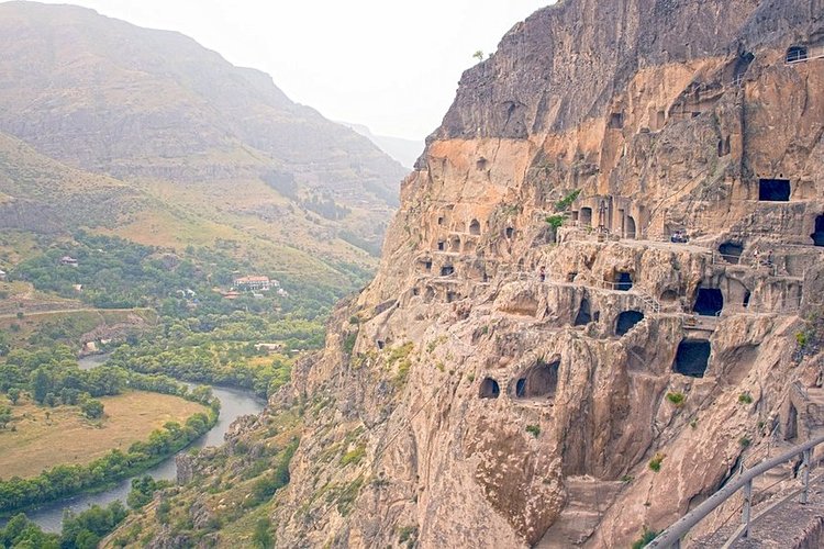 Vardzia