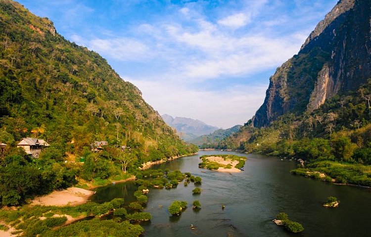 Nong Khiaw sur la rivière Nam Ou