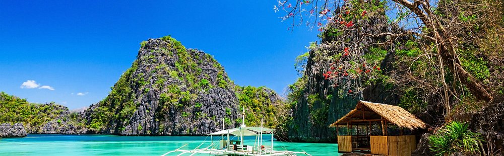 Naviguer d'une île à l'autre en banka