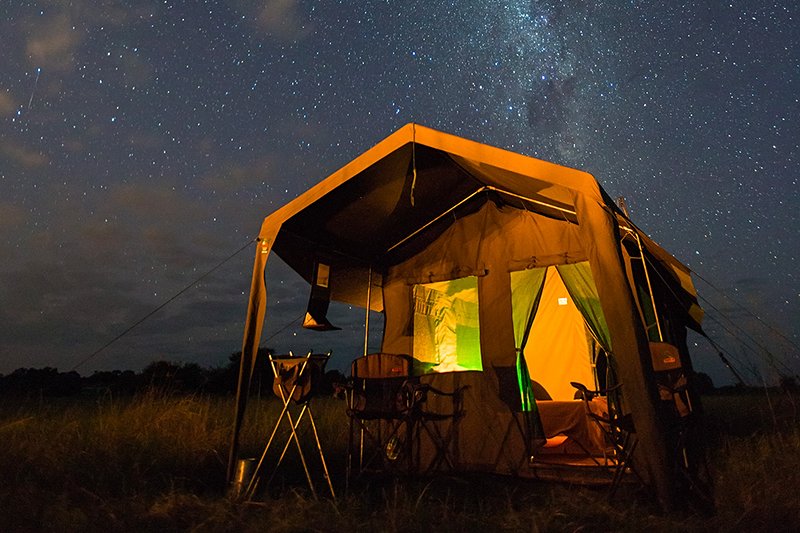 Un bivouac au cœur de la brousse pour s’endormir sous le ciel étoilé et pur d’Afrique