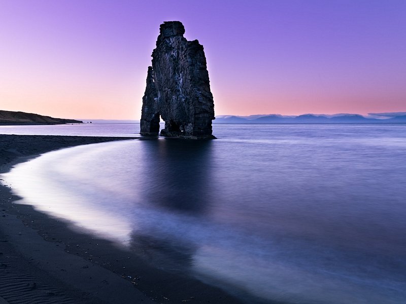 Le rocher de Hvitserkur