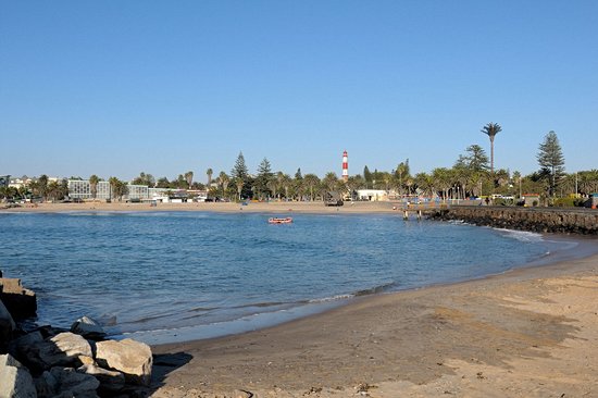 Plage de Mole (The Mole)