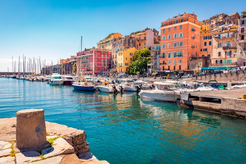 Dans quelle ville loger en Corse ?