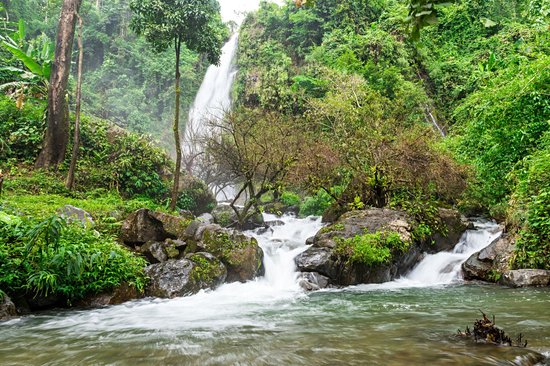 Chute d'eau de Kaeng Nyui