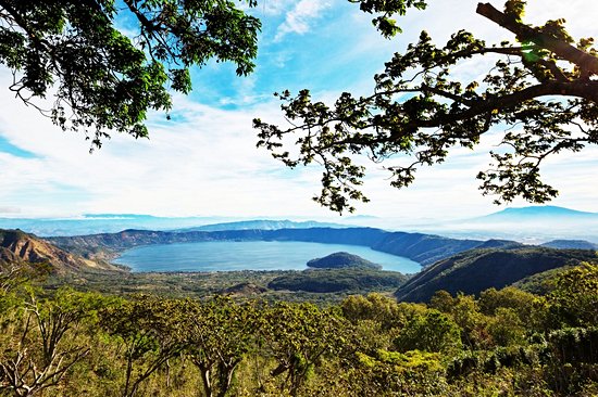Lac Coatepeque