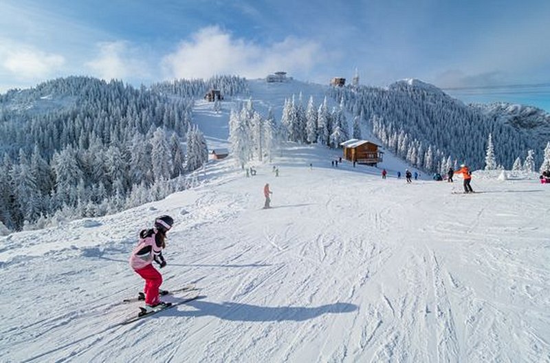 Aller aux sports d’hiver à Poiana Brasov