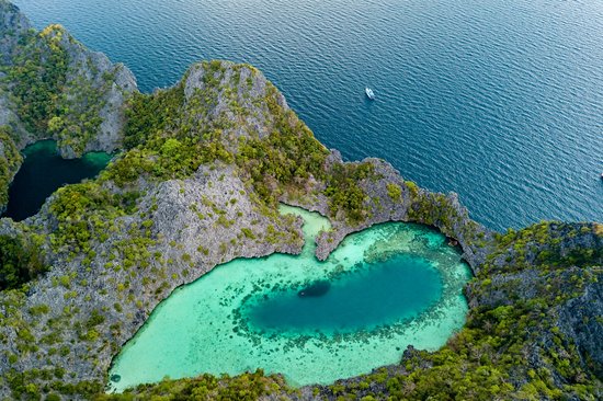 Cocks Comb Island