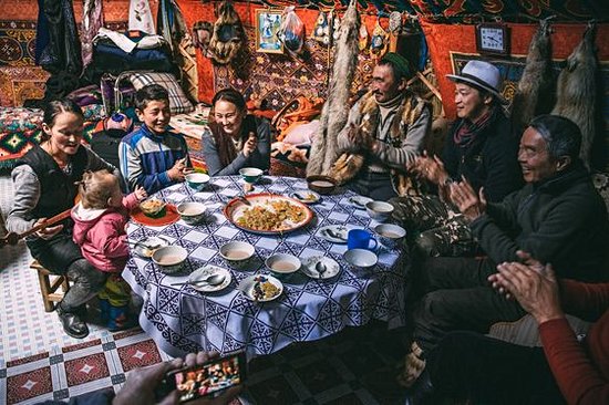Partager le quotidien d’une famille nomade