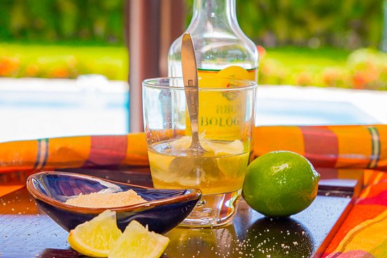 Le rhum un spiritueux chargé d'histoire et de passions
