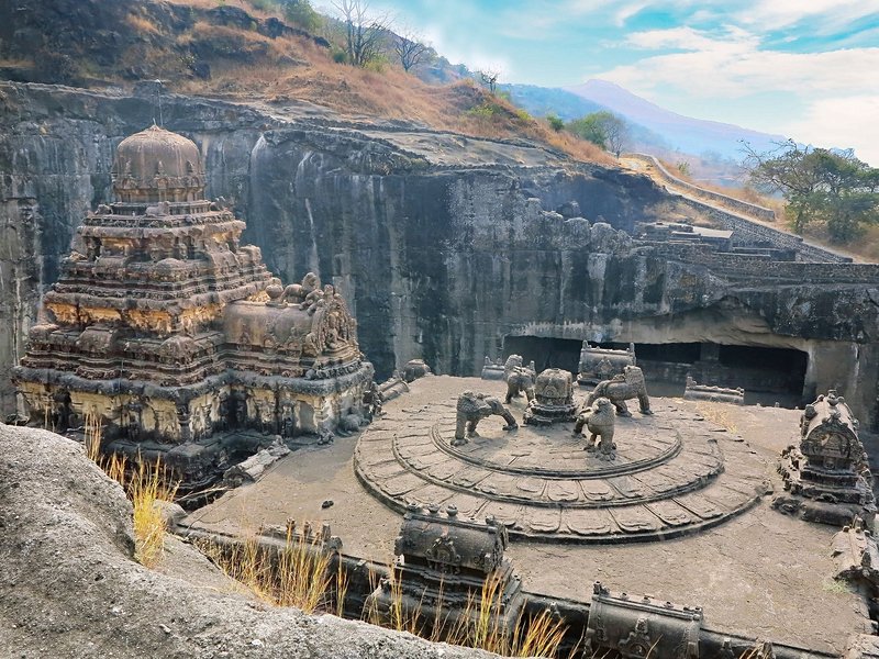 Ellorâ
