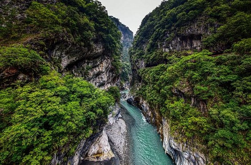 Randonner dans les gorges de Taroko