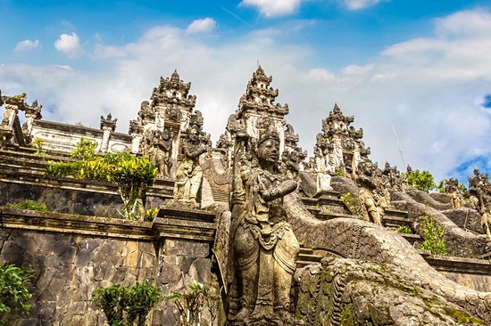 Pura Penataran Agung Lempuyang