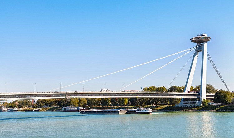 Le Novy Most (nouveau pont) ou UFO Bridge
