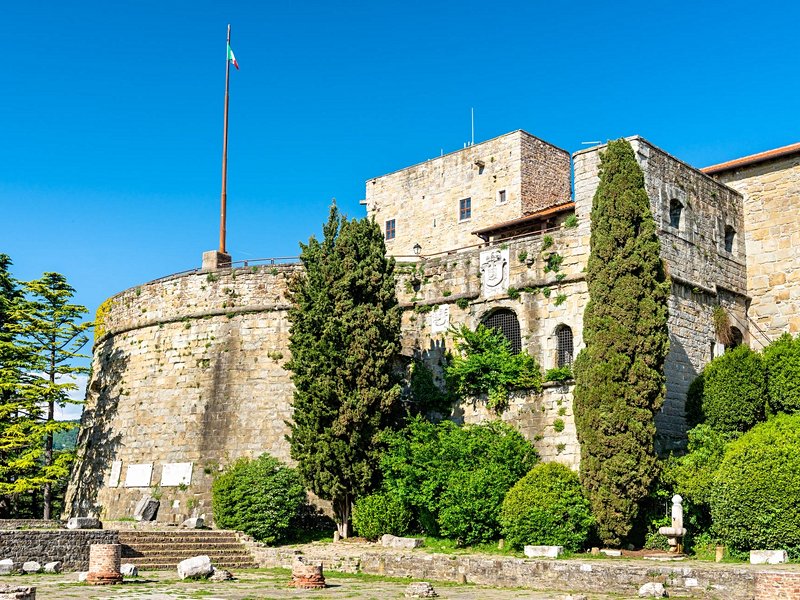 Castello di San Giusto