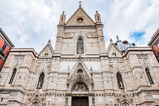 Admirer le Duomo de Naples