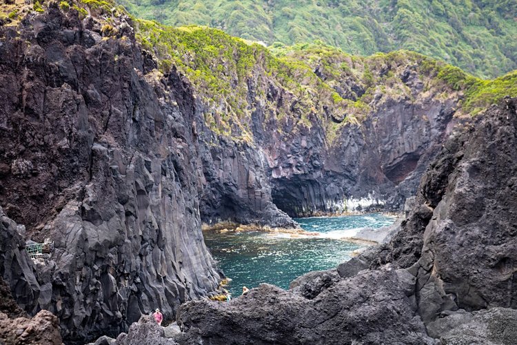 Les immanquables piscines naturelles Simão Dias