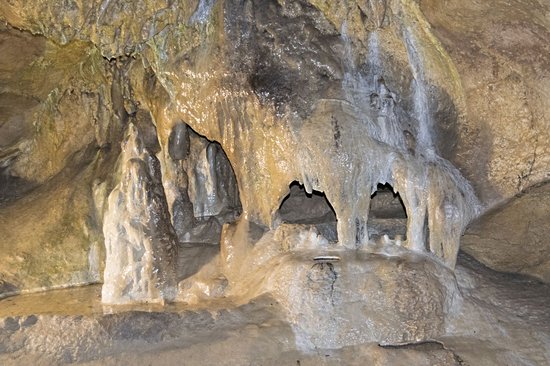 Grotte de Bacho Kiro