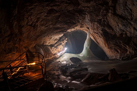 Grottes de glace d’Eisriesenwelt