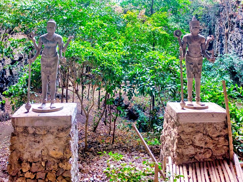 Phnom Sampeau