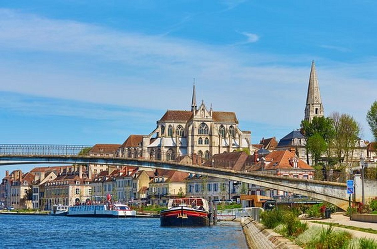 Visiter la Bourgogne sur un mode insolite