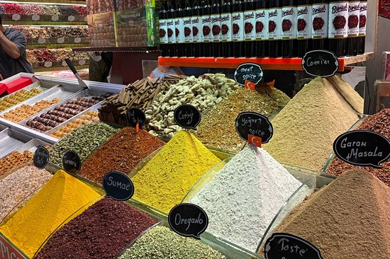 Le marché aux épices