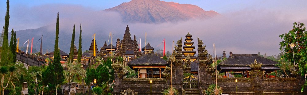 Mont Agung et le temple Besakih